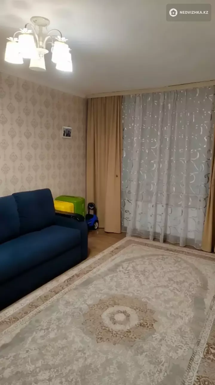 3-комнатная квартира, этаж 1 из 9, 75 м²