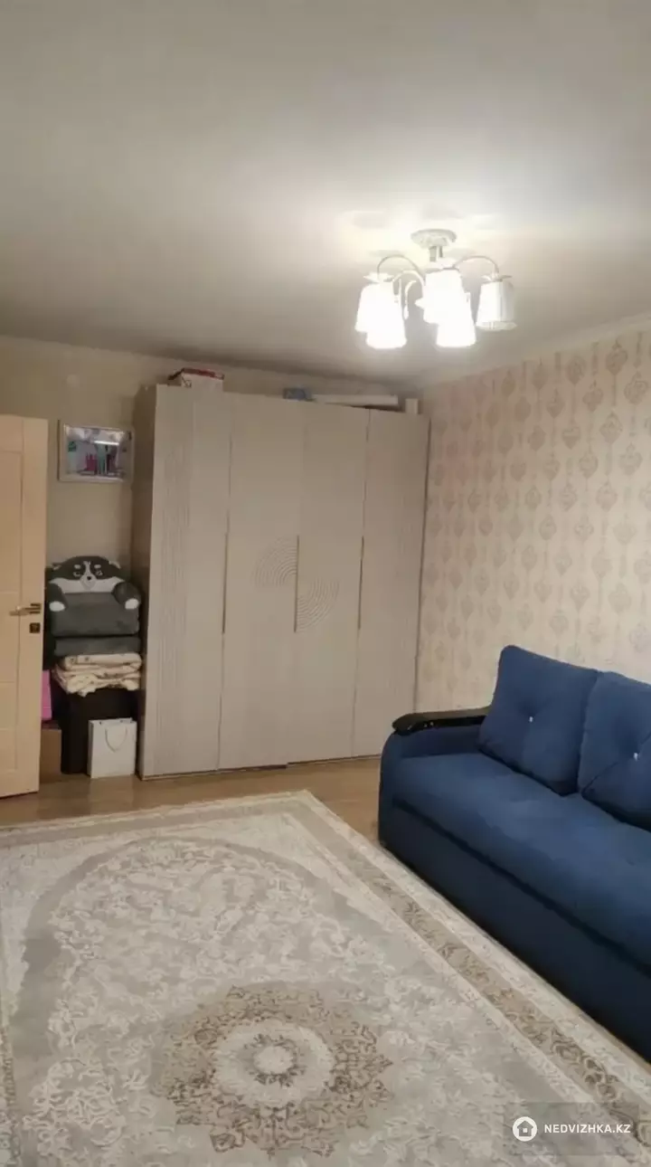3-комнатная квартира, этаж 1 из 9, 75 м², фотография 2