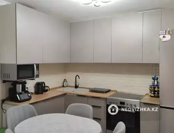 3-комнатная квартира, этаж 1 из 9, 75 м², миниатюра 8