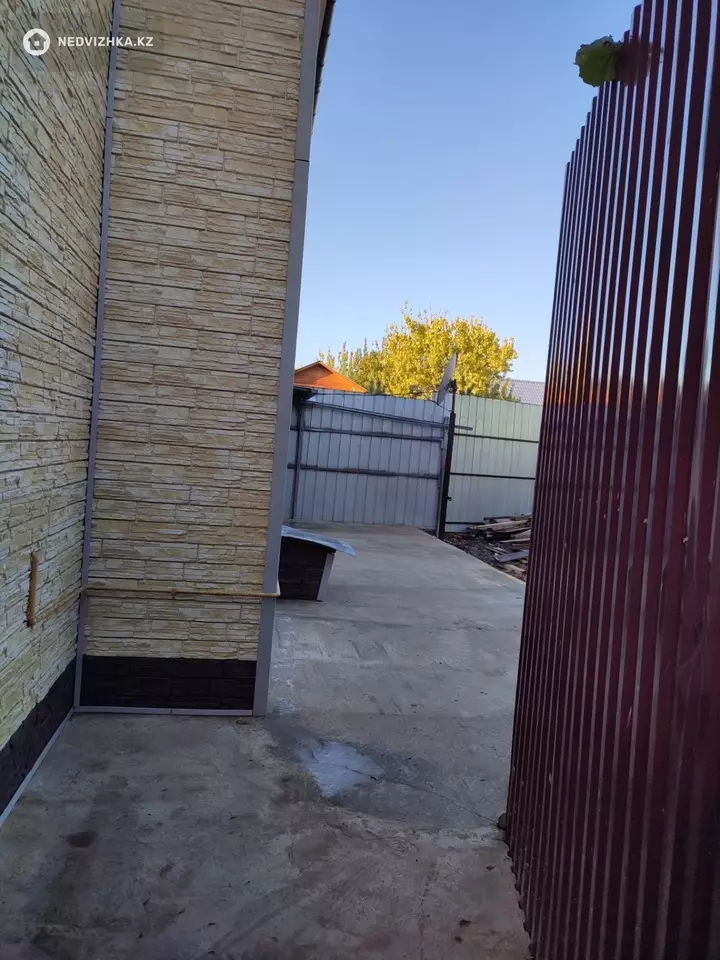 7-комнатный дом, 6.7 соток, 195 м², фотография 5