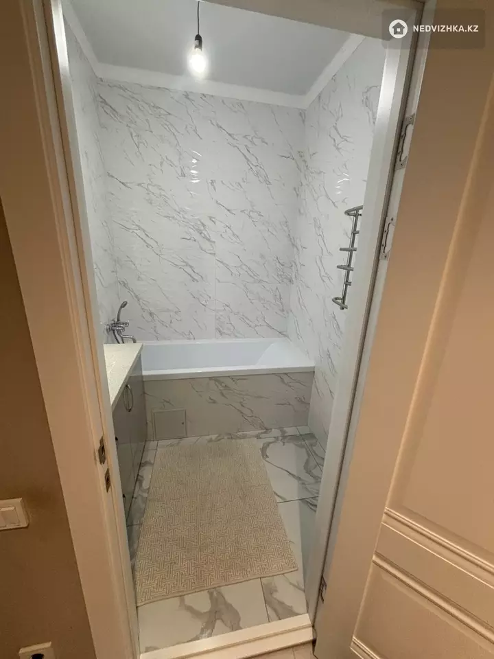 3-комнатная квартира, этаж 2 из 4, 96 м², фотография 3
