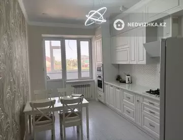 3-комнатная квартира, этаж 2 из 4, 96 м², миниатюра 9