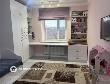 3-комнатная квартира, этаж 2 из 4, 96 м², миниатюра 10