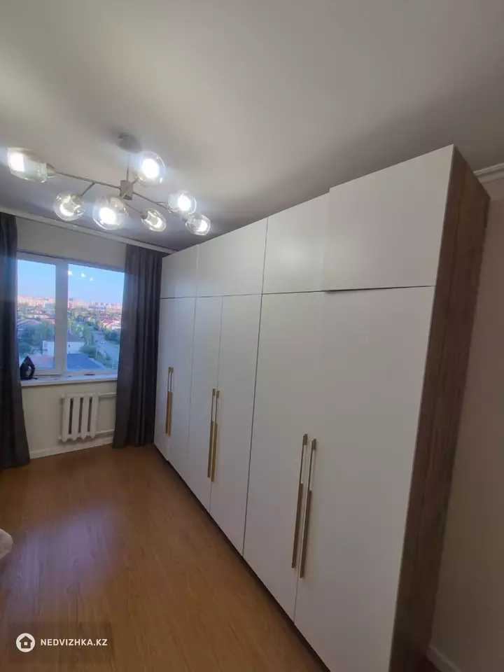 3-комнатная квартира, этаж 8 из 9, 98 м², фотография 5