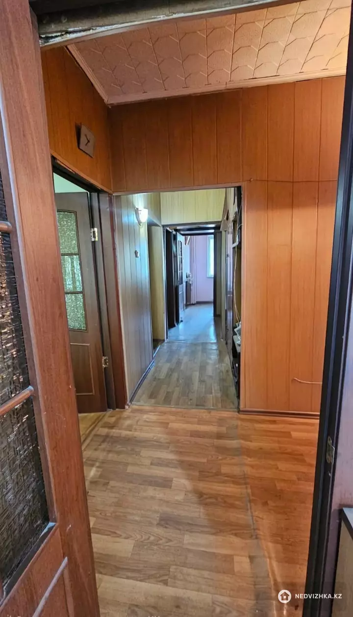 3-комнатная квартира, этаж 1 из 9, 72 м², 2-фотосурет