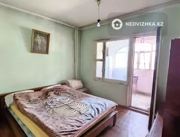 3-комнатная квартира, этаж 1 из 9, 72 м², миниатюра 4