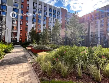 3-комнатная квартира, этаж 8 из 9, 86 м², миниатюра 2