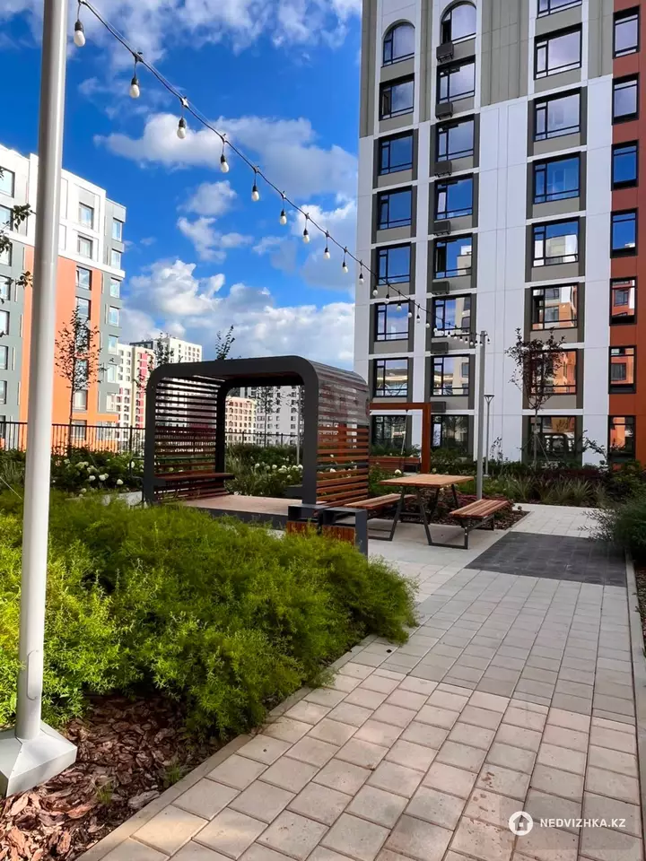 3-комнатная квартира, этаж 8 из 9, 86 м²