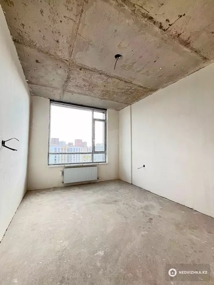 3-комнатная квартира, этаж 8 из 9, 86 м², фотография 5