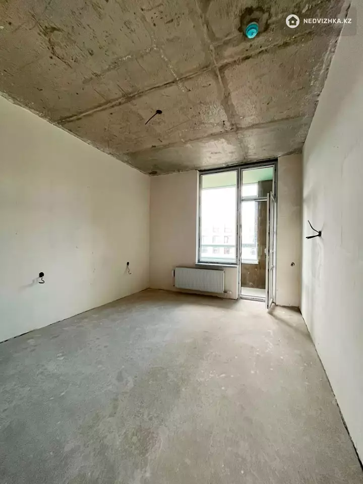 3-комнатная квартира, этаж 8 из 9, 86 м², фотография 4
