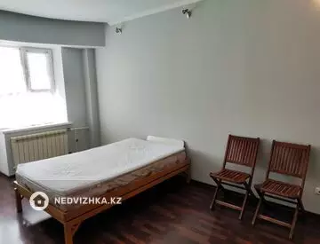 4-бөлмелі пәтер, қабат 5 барлық қабат саны 5, 100 м², На длительный срок, 8-нобай