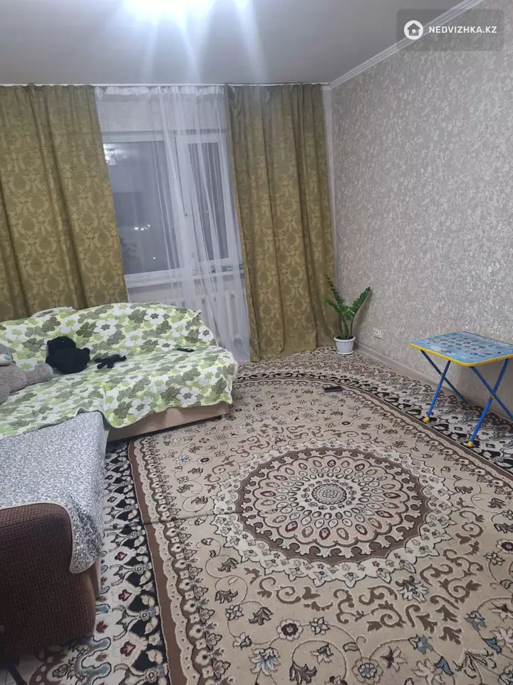 2-комнатная квартира, этаж 10 из 12, 67 м², фотография 4