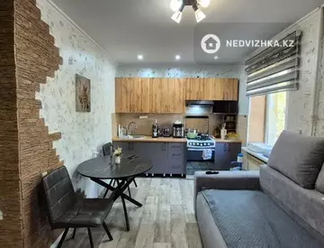 2-комнатная квартира, этаж 3 из 3, 39 м²