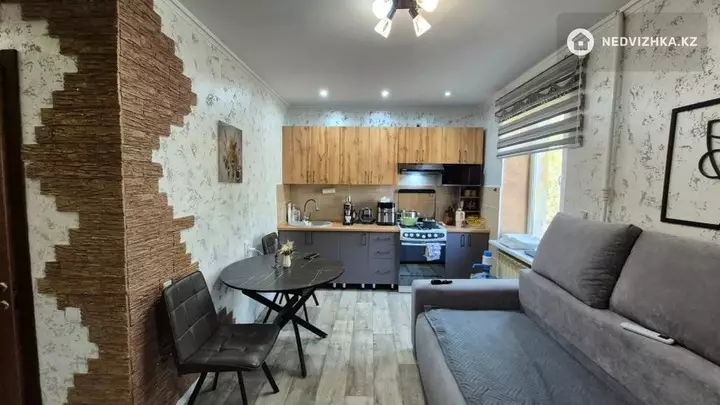2-комнатная квартира, этаж 3 из 3, 39 м²