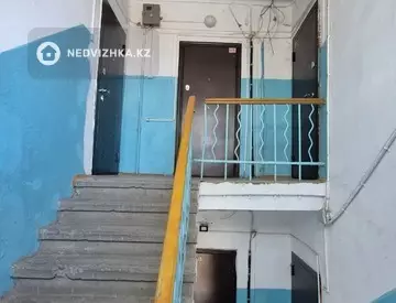 2-комнатная квартира, этаж 3 из 3, 39 м²