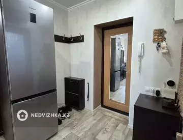 2-комнатная квартира, этаж 3 из 3, 39 м²