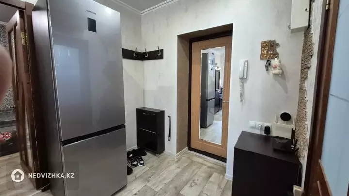 2-комнатная квартира, этаж 3 из 3, 39 м², фотография 2