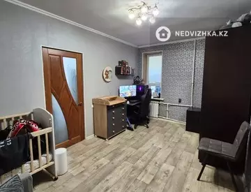 2-комнатная квартира, этаж 3 из 3, 39 м², миниатюра 6