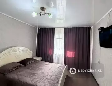 1-комнатная квартира, этаж 4 из 5, 30 м², миниатюра 2