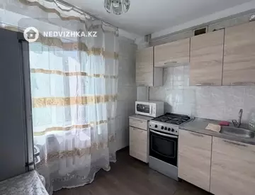 1-комнатная квартира, этаж 4 из 5, 30 м², миниатюра 5