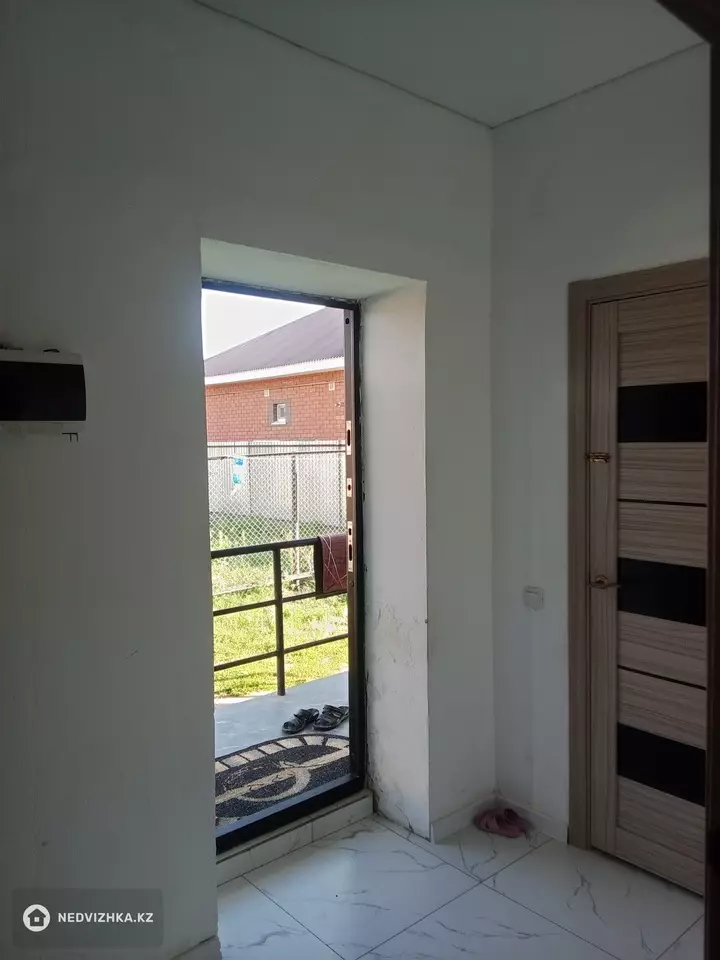 3-комнатный дом, 5 соток, 80 м², фотография 2