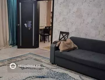 2-комнатная квартира, этаж 3 из 4, 44 м²