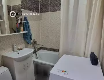 2-комнатная квартира, этаж 3 из 4, 44 м²