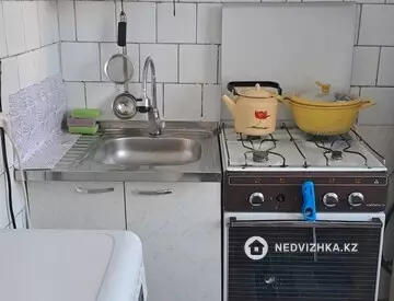 2-комнатная квартира, этаж 4 из 5, 47 м², На длительный срок