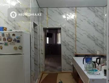 3-комнатная квартира, этаж 2 из 2, 74 м²