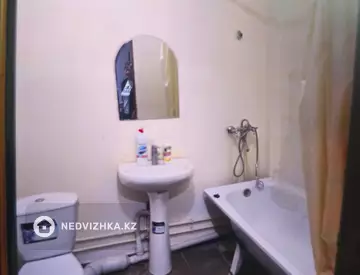 1-комнатная квартира, этаж 4 из 4, 45 м², На длительный срок, миниатюра 1