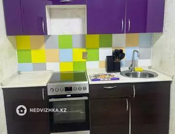 2-комнатная квартира, этаж 8 из 9, 55 м², На длительный срок