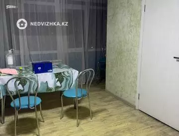 2-комнатная квартира, этаж 8 из 9, 55 м², На длительный срок