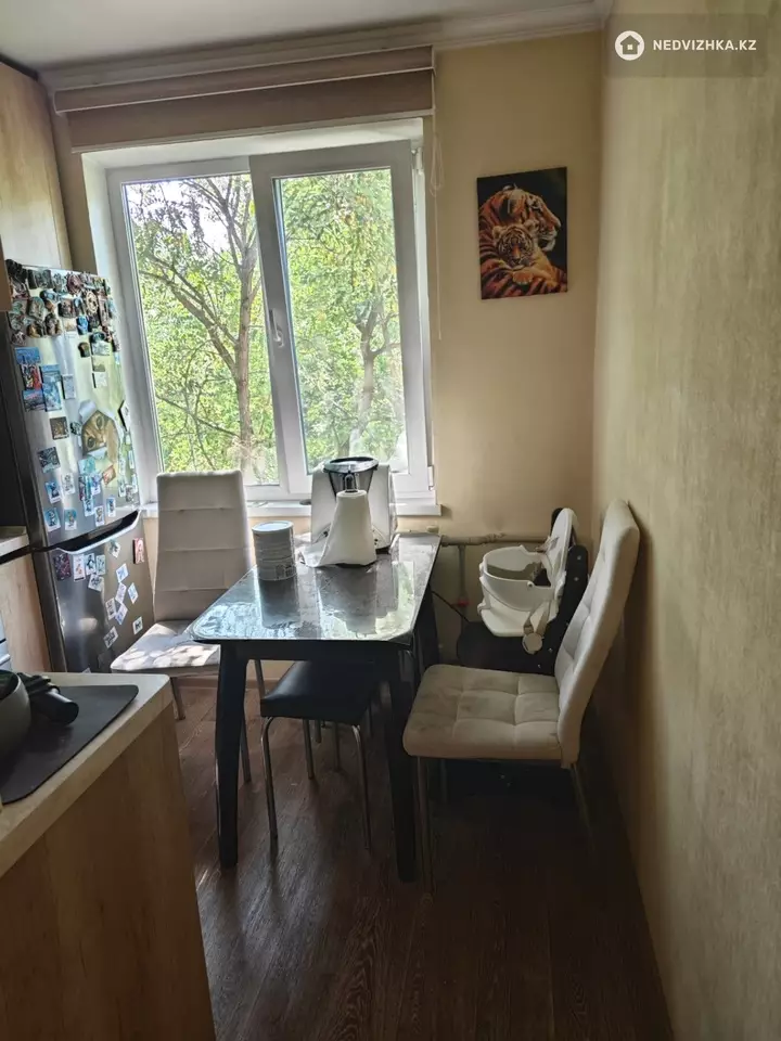 2-комнатная квартира, этаж 4 из 4, 44 м², фотография 4