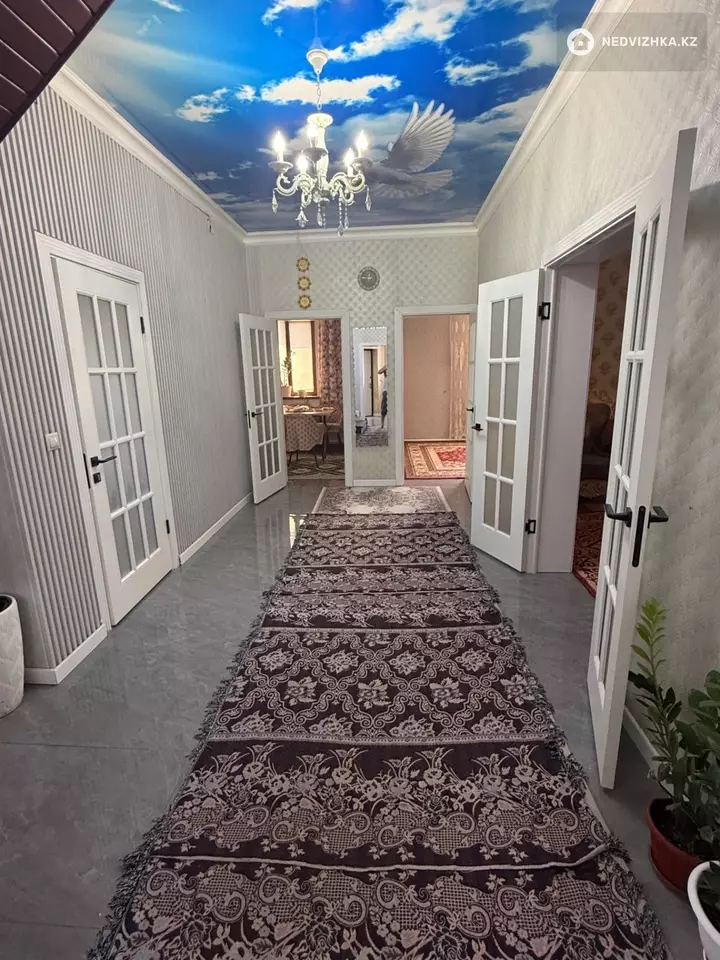 5-комнатный дом, 5.7 соток, 240 м², фотография 2