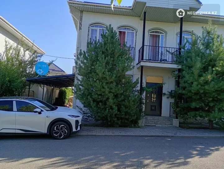 4-бөлмелі үй, 3.8 соттық, 200 м², 2-фотосурет