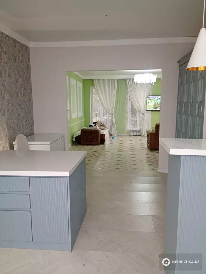 4-бөлмелі үй, 3.8 соттық, 200 м², 4-фотосурет