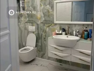4-бөлмелі үй, 3.8 соттық, 200 м², 10-нобай