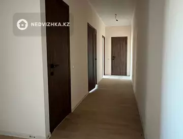 3-комнатная квартира, этаж 1 из 5, 82 м²