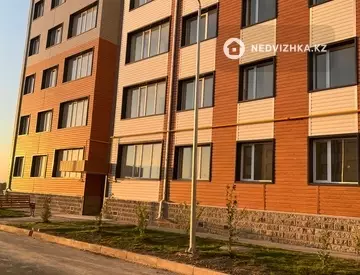 3-бөлмелі пәтер, қабат 1 барлық қабат саны 5, 82 м², 10-нобай