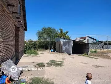 4-бөлмелі үй, 18 соттық, 100 м², 4-нобай