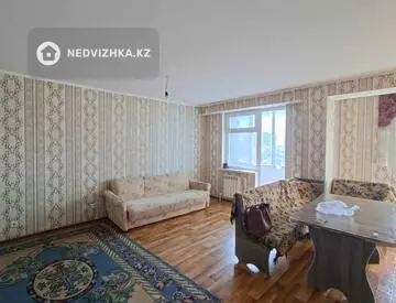 2-комнатная квартира, этаж 6 из 9, 60 м², На длительный срок