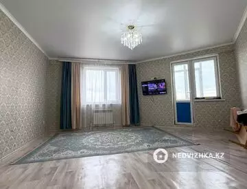 2-комнатная квартира, этаж 5 из 5, 74 м², миниатюра 1