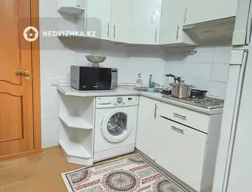 2-комнатная квартира, этаж 3 из 9, 55 м², Посуточно, миниатюра 8