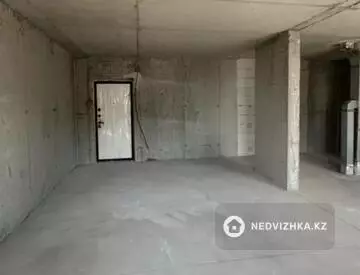 2-комнатная квартира, этаж 12 из 16, 52 м², миниатюра 1