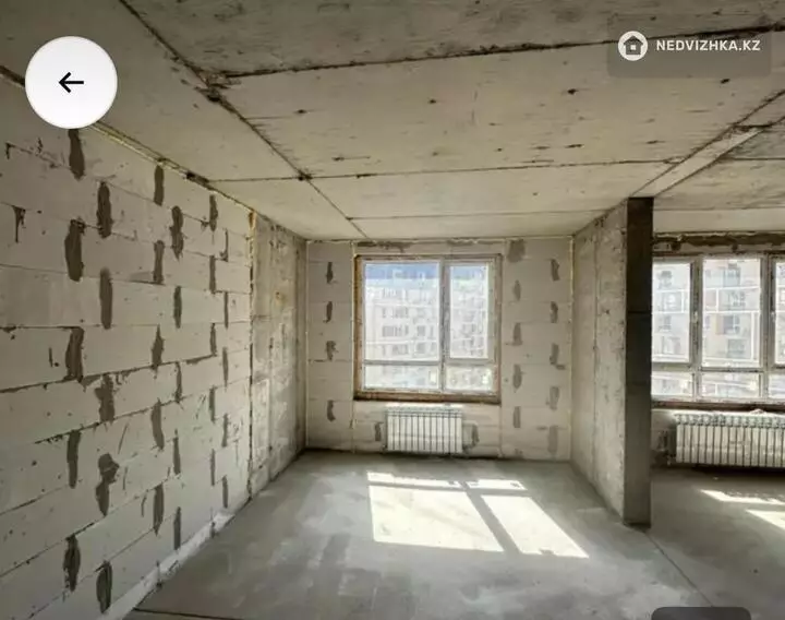 2-комнатная квартира, этаж 12 из 16, 52 м², фотография 3