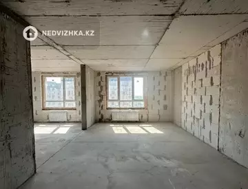 2-комнатная квартира, этаж 12 из 16, 52 м², миниатюра 4