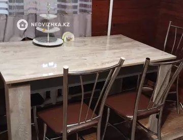 3-комнатная квартира, этаж 1 из 5, 70 м², На длительный срок