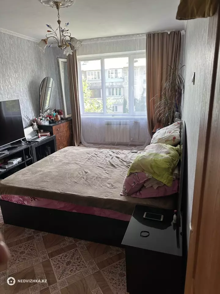 3-комнатная квартира, этаж 5 из 5, 64 м²