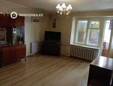 2-комнатная квартира, этаж 5 из 5, 51 м²