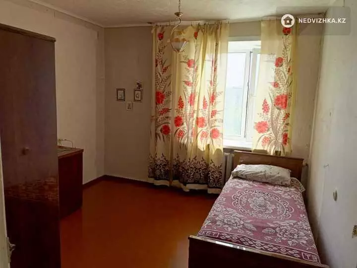 2-комнатная квартира, этаж 5 из 5, 51 м², фотография 2